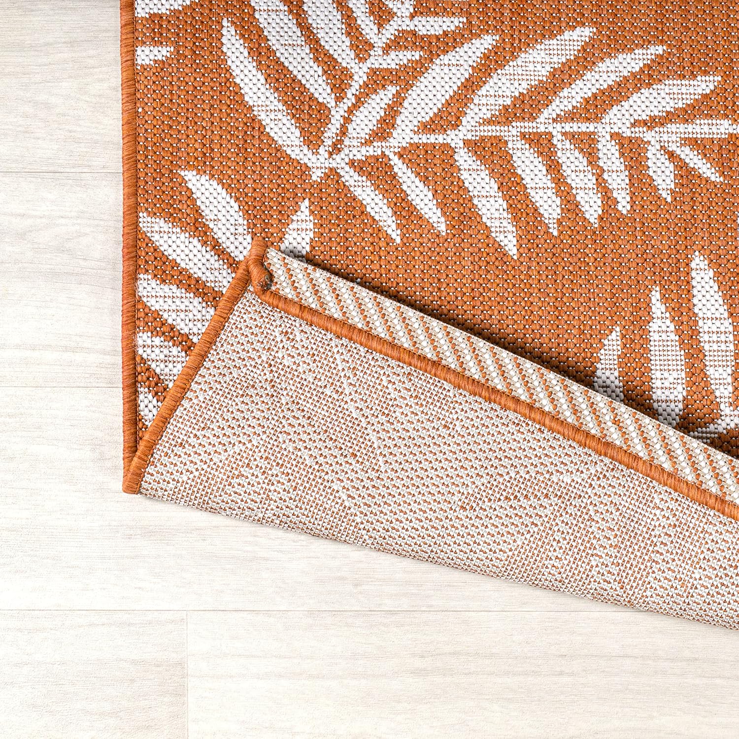 JONATHAN Y Palm Frond Indoor Outdoor Area Rug 3X5 Navy/Ivory, Nevis for Backyard, Patio, Porch, Easy-Cleaning, High Traffic, Pet-Friendly