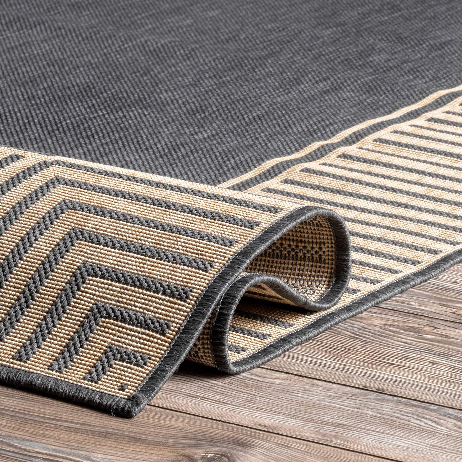 nuLOOM Asha Light Brown Bordered Indoor/Outdoor Area Rug, 4' x 5'