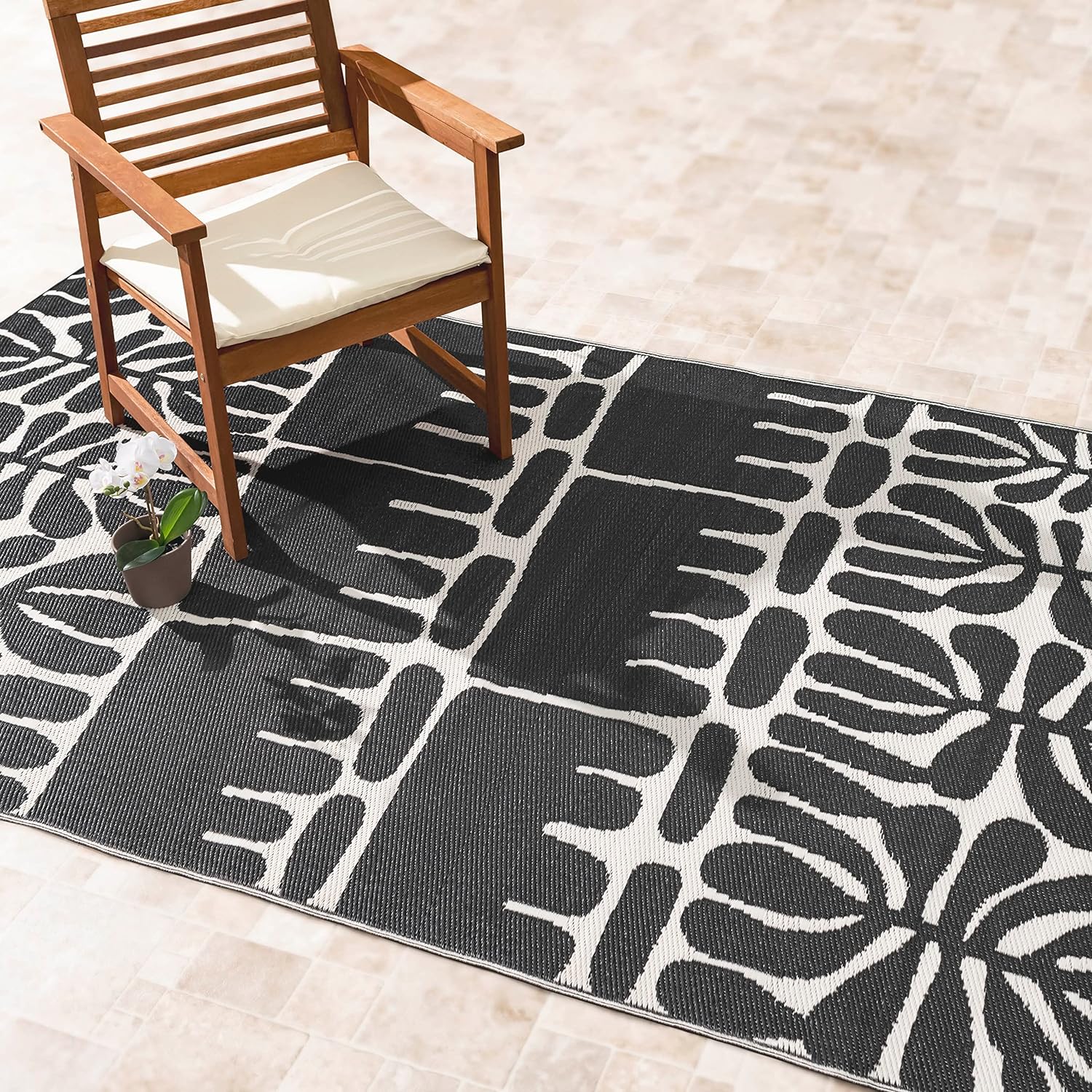 Fab Habitat Outdoor Rug - Waterproof, Fade Resistant, Crease-Free - Premium Recycled Plastic - Geo Tribal - Porch, Deck, Balcony, Mudroom