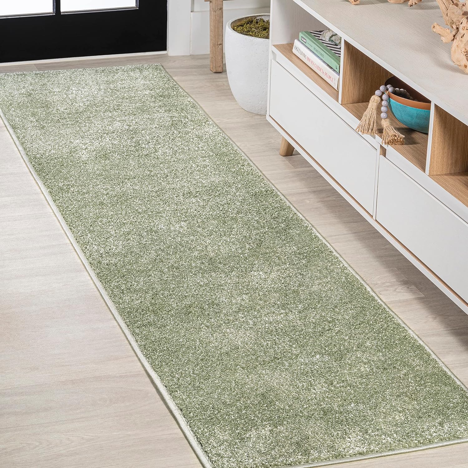 JONATHAN Y Haze Solid Low-Pile Brown Indoor Area Rug 8x10, Coastal, Bohemian, Minimalist, Classic, Easy-Cleaning for Living Room, Bedroom, Kitchen