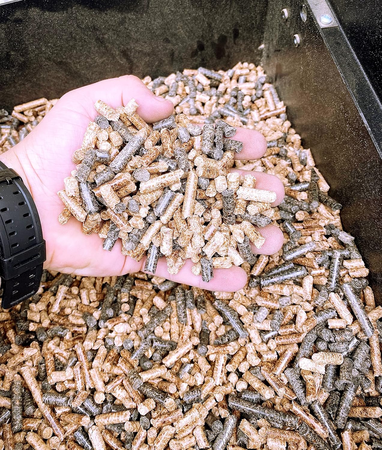 Pellet Pro Charcoal/Oak Pellets Pellet Grill Fuel BBQ Pellets | Made from All-Natural Premium Oak Mixed Pellets | Outdoor Gas, Charcoal