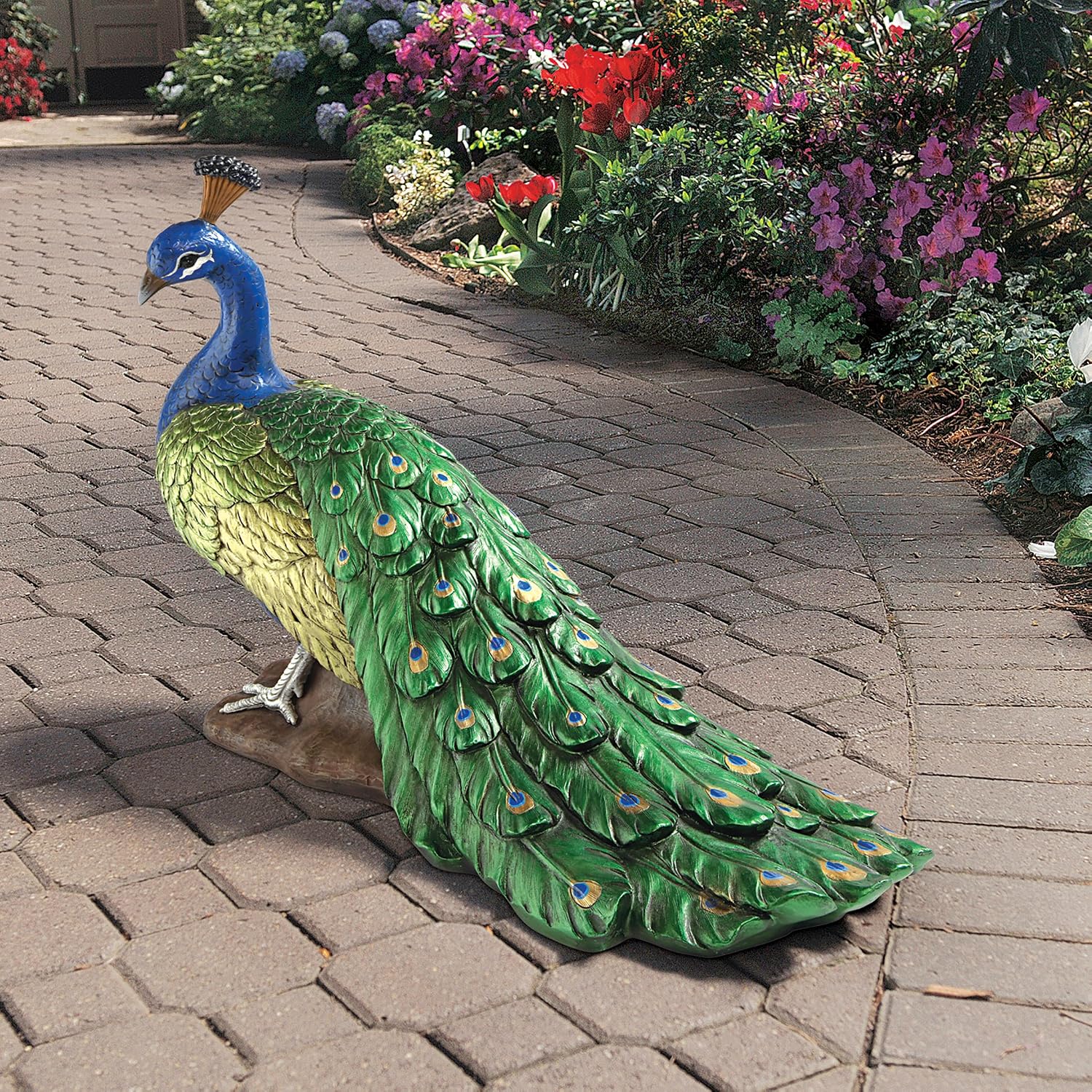 Design Toscano The Regal Peacock Garden Sculpture