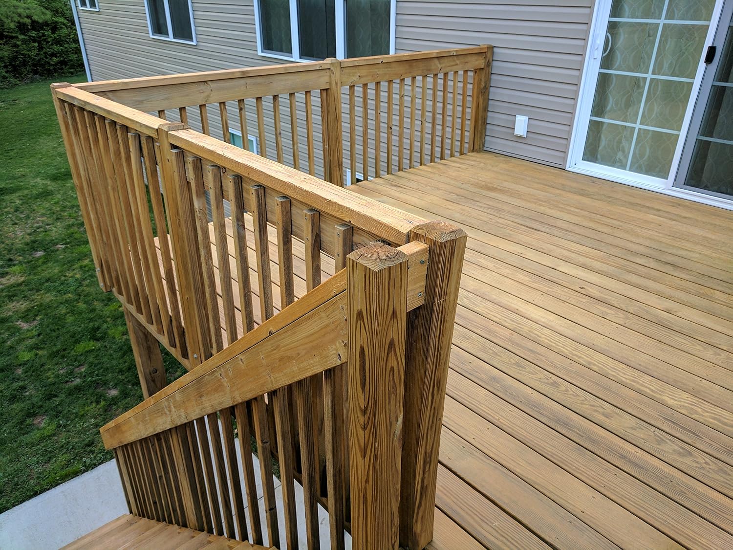 #1 Deck Premium Wood Stain - Semi-Transparent, Water Based, Sealer in One - 1 Gallon