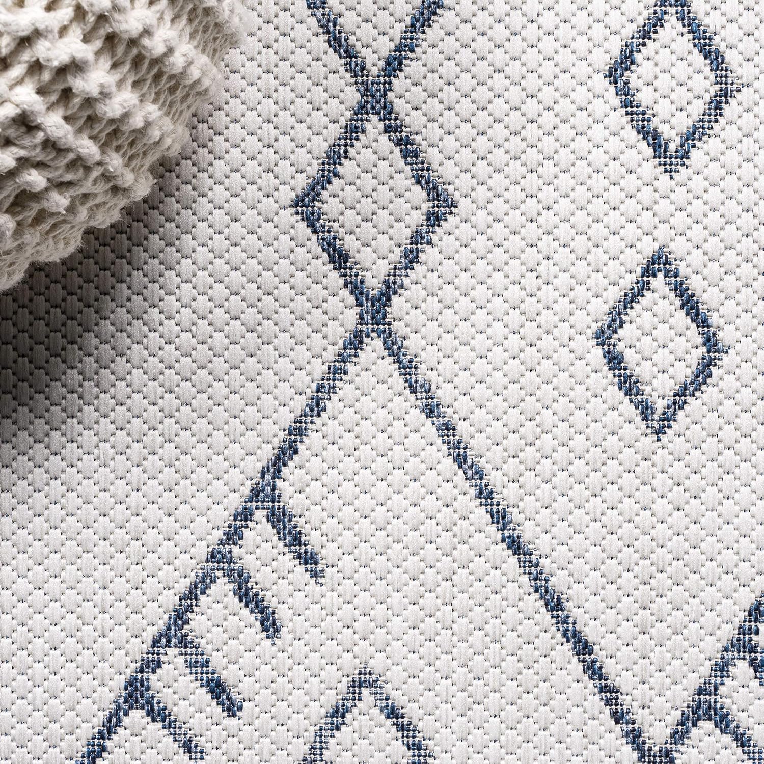 JONATHAN Y Boho Moroccan Indoor Outdoor Area Rug 3X5 Ivory/Navy, Casual for Backyard, Patio, Porch, Easy-Cleaning, High Traffic, Pet-Friendly