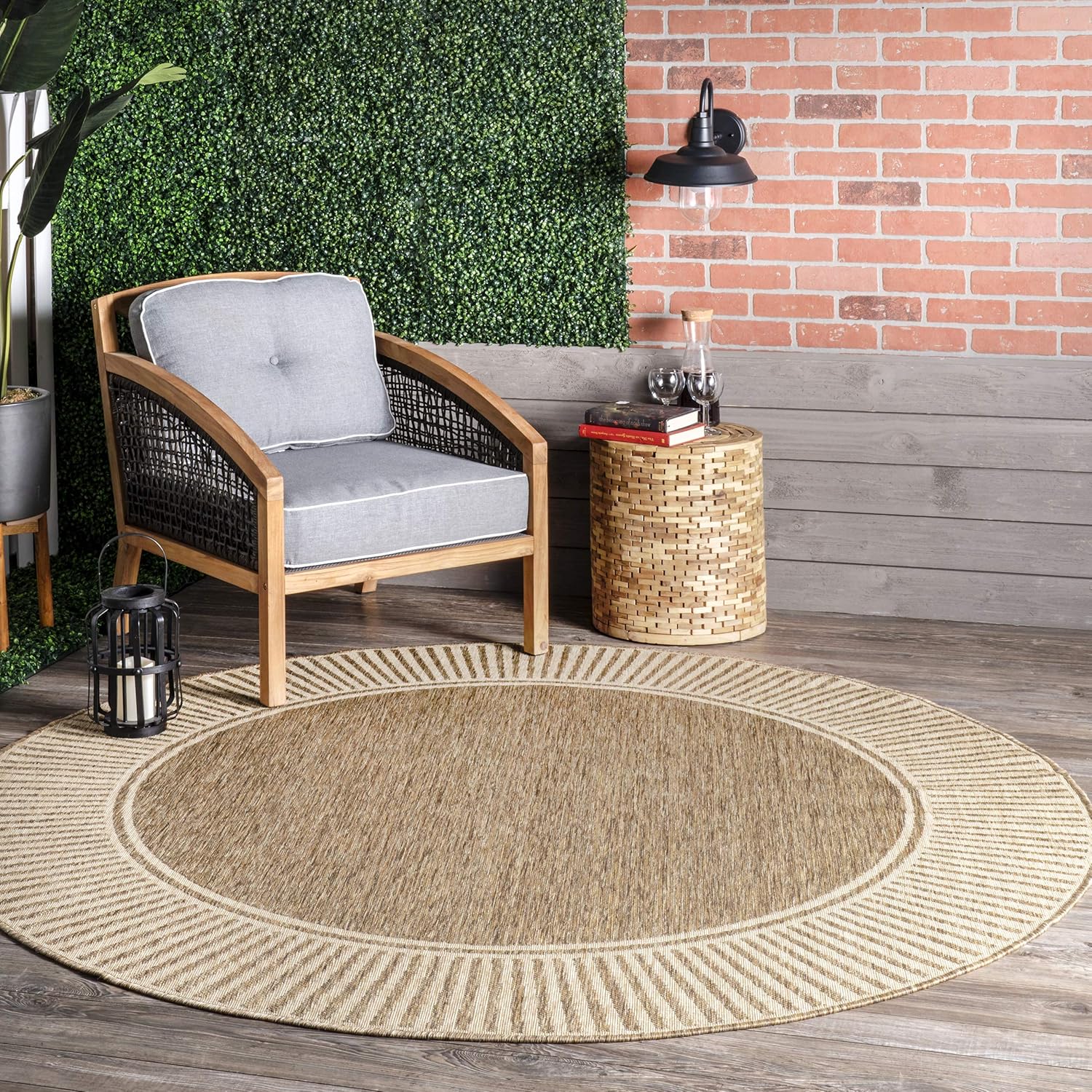 nuLOOM Asha Light Brown Bordered Indoor/Outdoor Area Rug, 4' x 5'