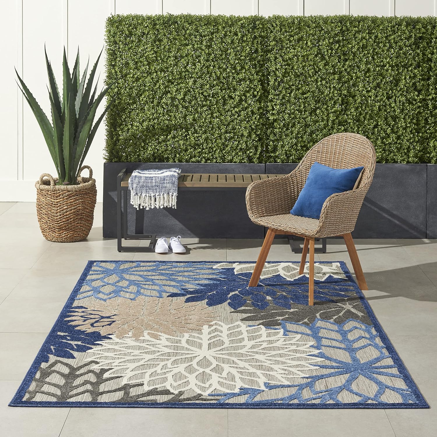 Nourison Home Aloha Indoor/Outdoor Black White 2'8" x 4' Area Rug, Tropical, Botanical, Easy Cleaning, Non Shedding, Bed Room, Living Room