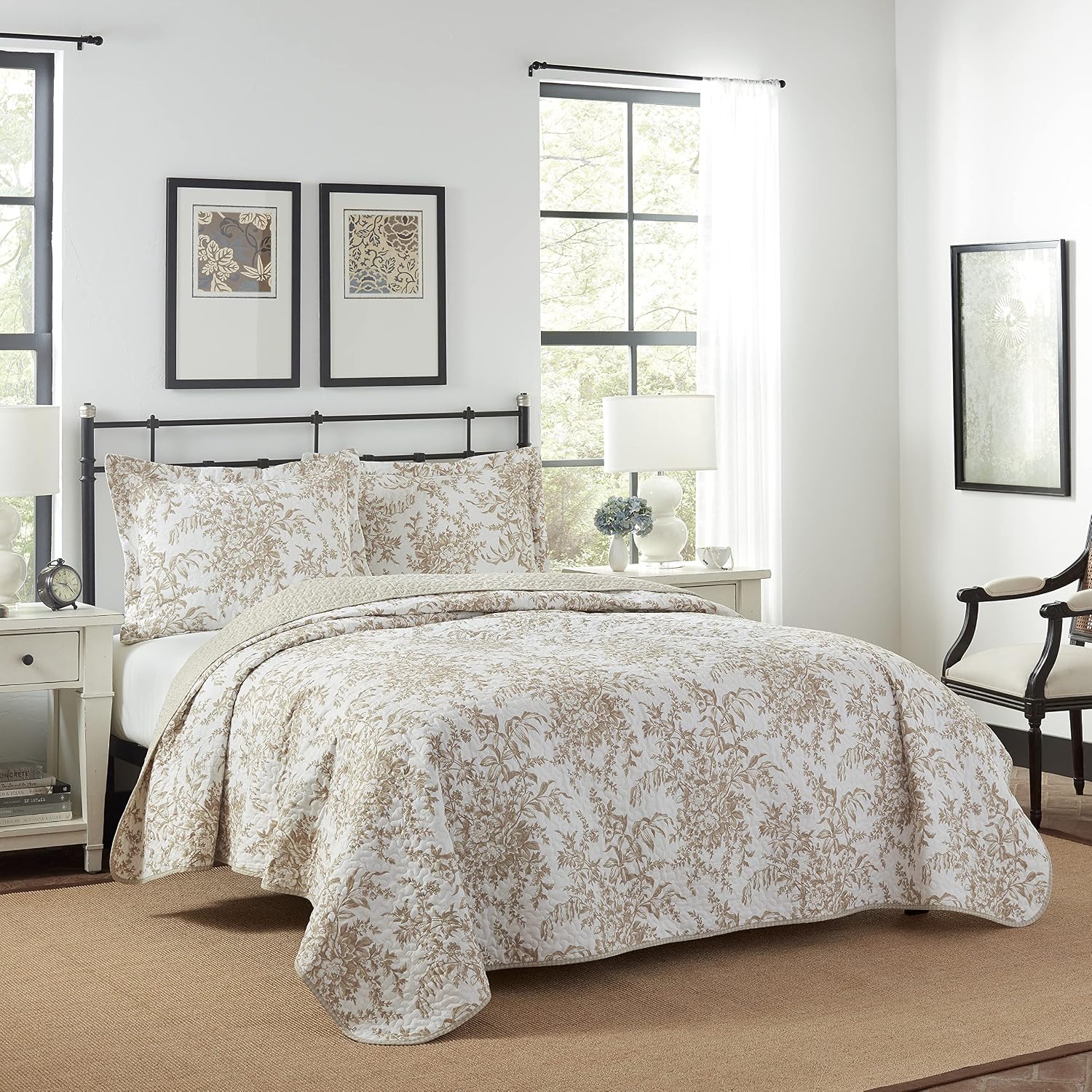 Laura Ashley – Queen Quilt Set, Soft & Lightweight Bedding with Matching Shams, Reversible Floral Room Decor, College Dorm Room Essentials (Bedford Blue)