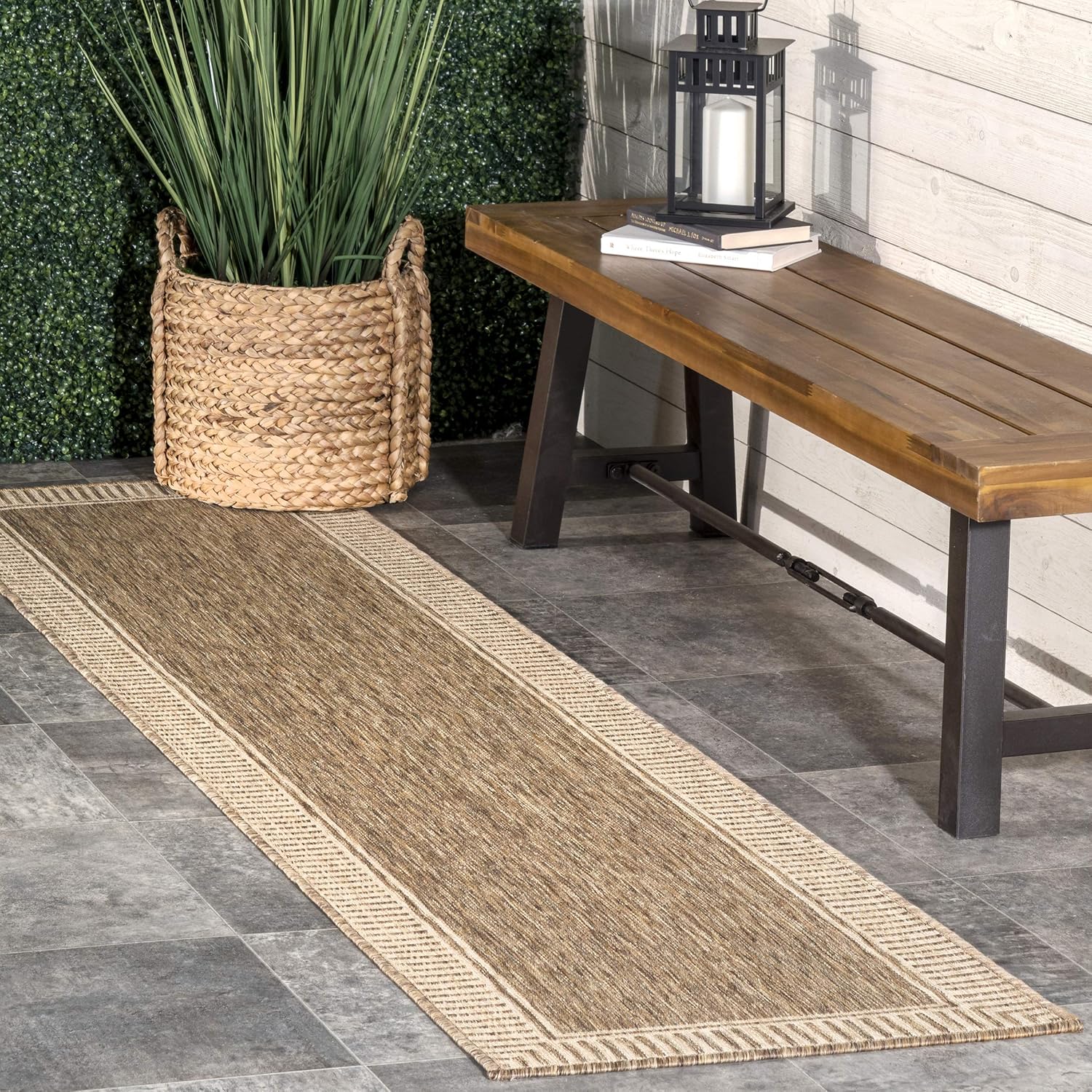 nuLOOM Asha Light Brown Bordered Indoor/Outdoor Area Rug, 4' x 5'