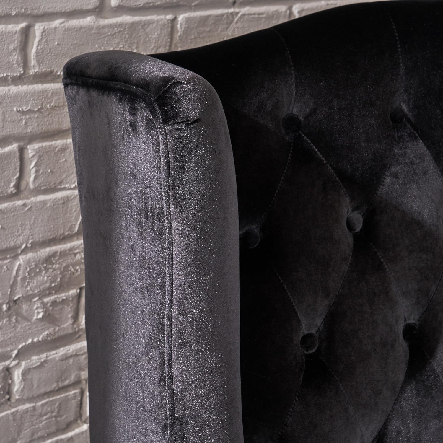 Christopher Knight Home Leora Modern Glam Tufted Velvet Wingback Loveseat, Black / Dark Brown