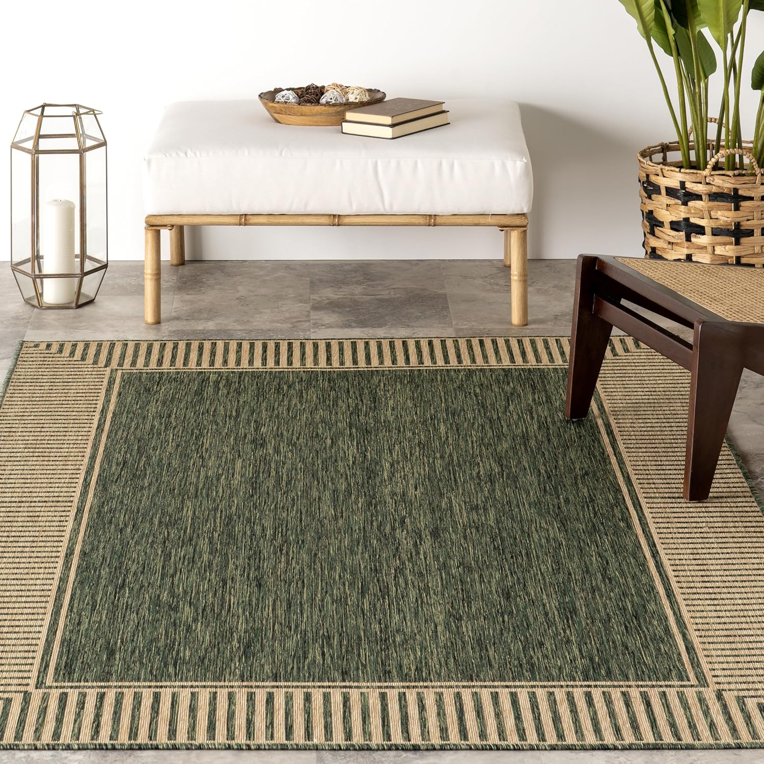 nuLOOM Asha Light Brown Bordered Indoor/Outdoor Area Rug, 4' x 5'
