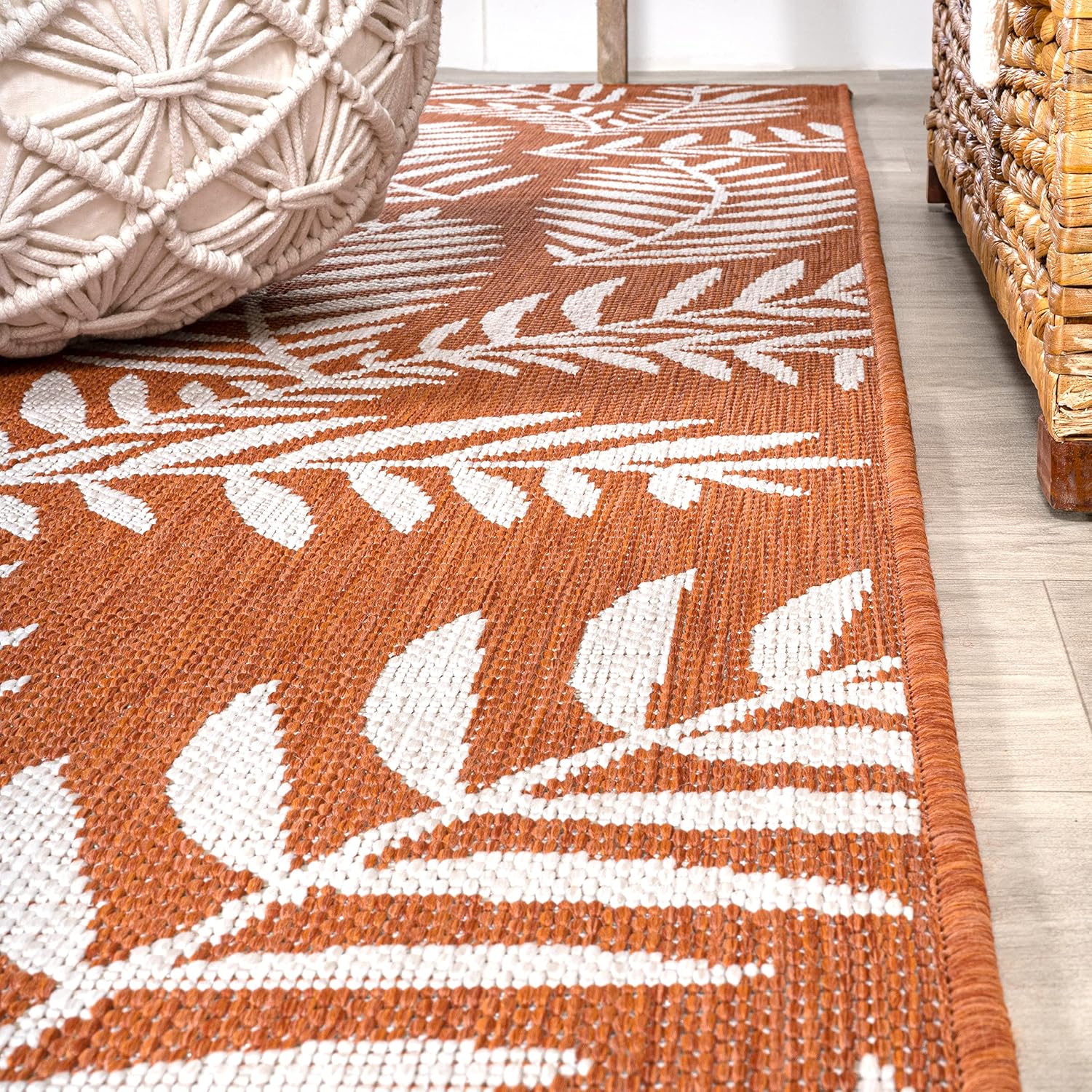 JONATHAN Y Palm Frond Indoor Outdoor Area Rug 3X5 Navy/Ivory, Nevis for Backyard, Patio, Porch, Easy-Cleaning, High Traffic, Pet-Friendly