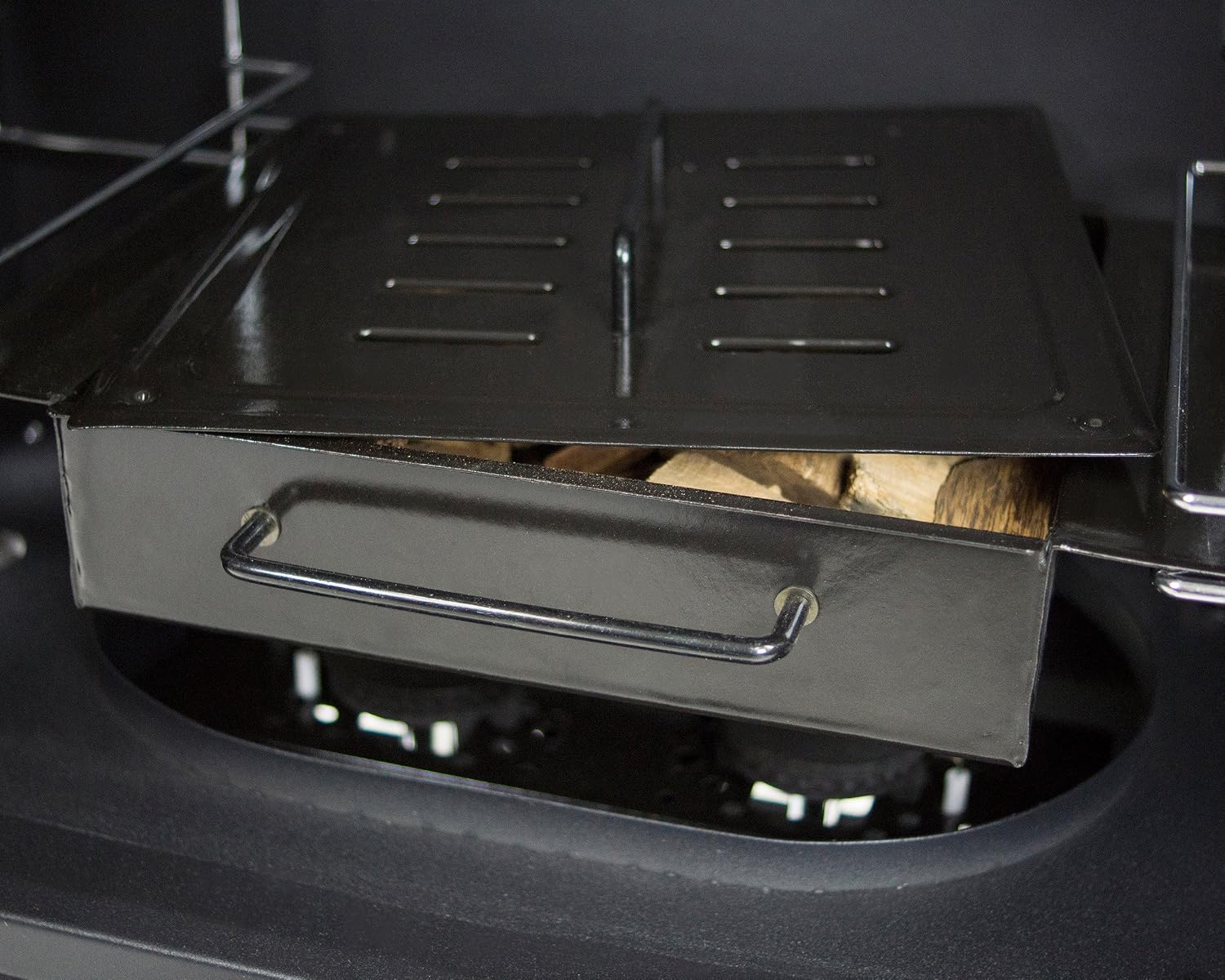 Dyna-Glo DGY784BDP 36" Vertical LP Gas Smoker, Black powder coat