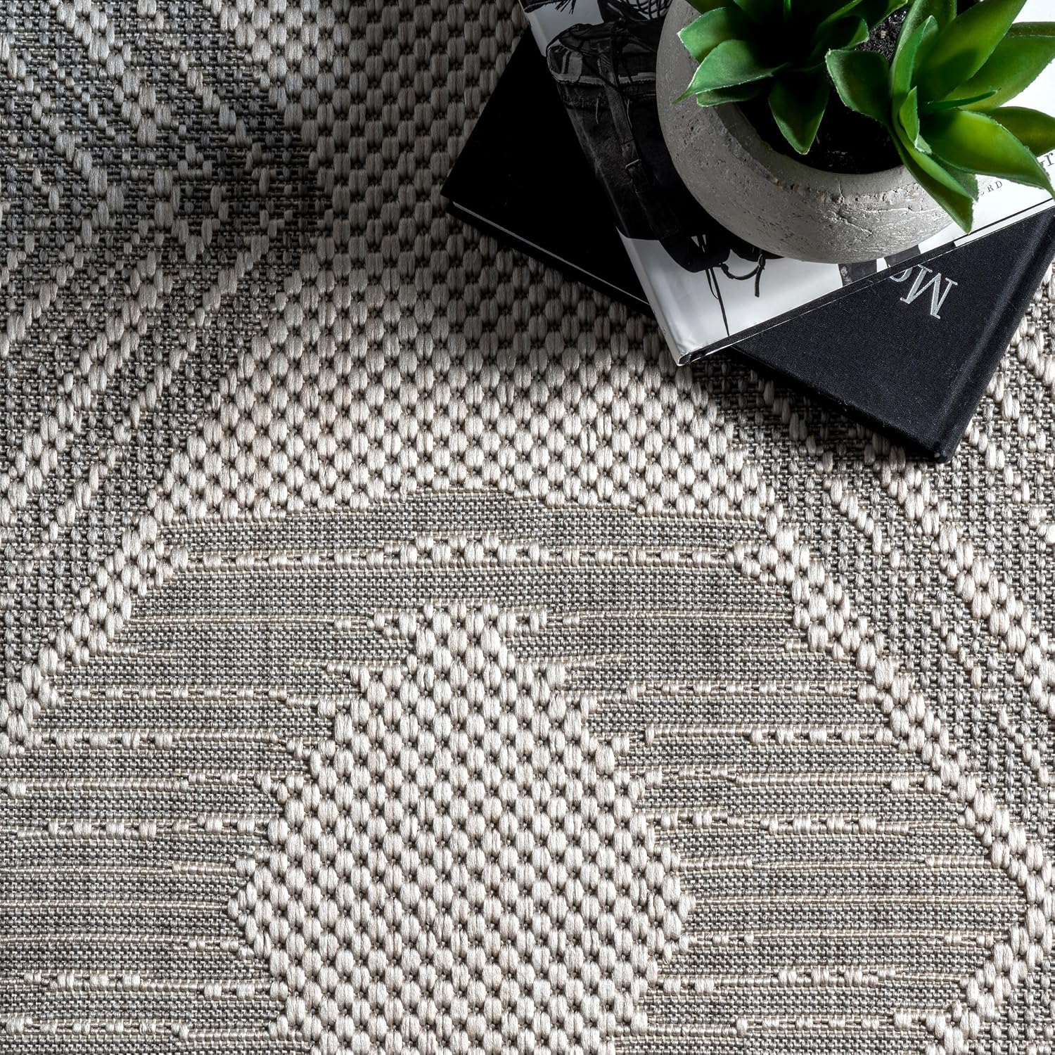 nuLOOM Ranya Light Brown Geometric Indoor/Outdoor Area Rug, 4' x 5'