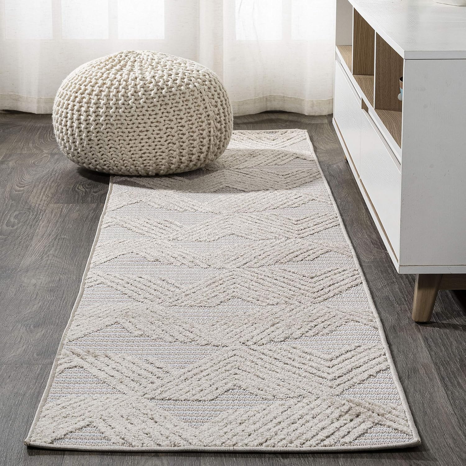 JONATHAN Y Art Deco Geometric Indoor Outdoor Area Rug 3X5 Black/Ivory, Jazz High-Low Pile for Backyard, Patio, Porch, Easy-Cleaning, High Traffic