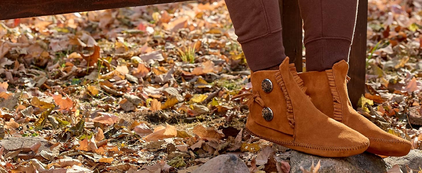 832 - Two Button Softsole in Brown