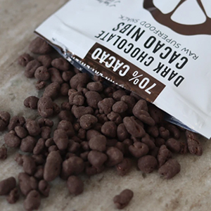almond covered chocolate dark almonds organic chicolate 60% 100% raisins espresso beans nibs