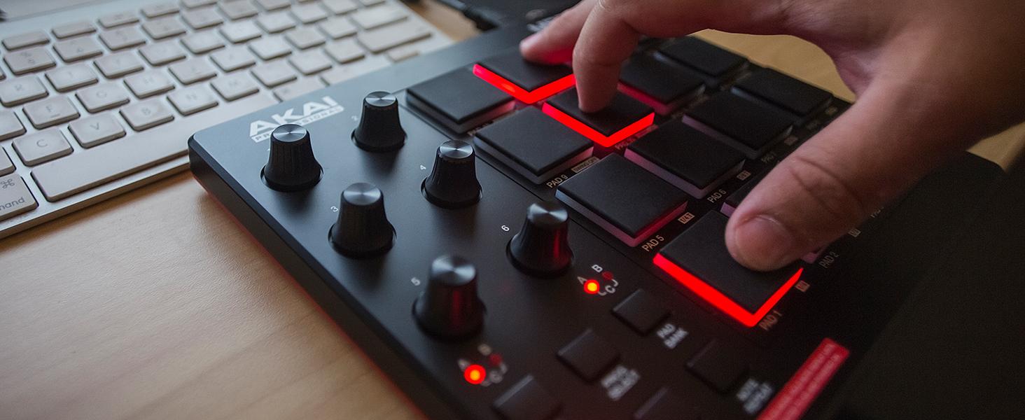 Easily accessible dedicated controls for three pad banks provides a total of 48 assignable pads