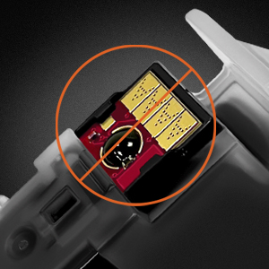Do not touch the chip or the ink port