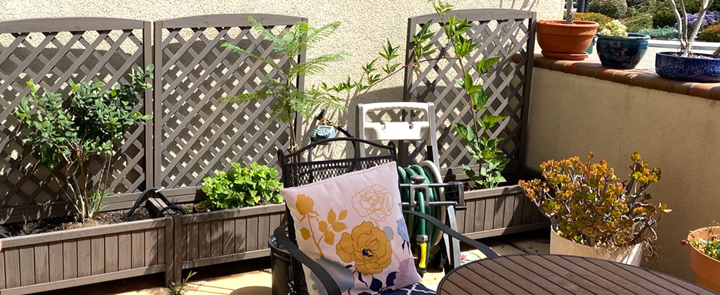 Garden Planter with Trellis