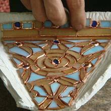 Step 3:Glass Pieces Assembly