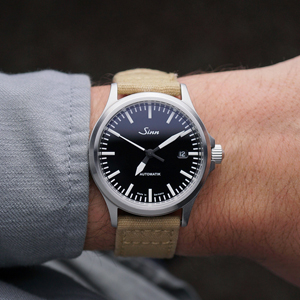 khaki canvas quick release
