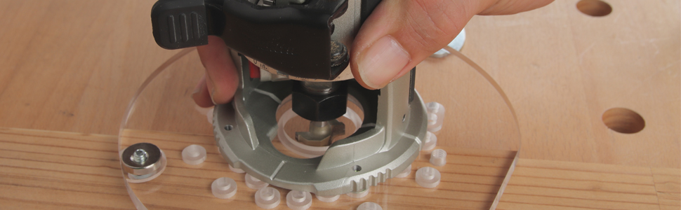 Router table fence-guided edge routing and start-pin bearing-guided routing setups
