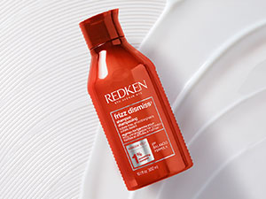 redken frizz dismiss shampoo conditioner hair care anti frizz frizzy smooth moisturizing