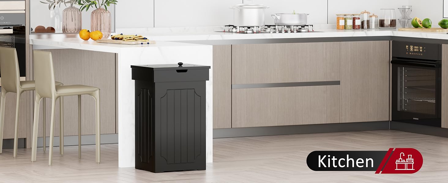 Trash Can with Lid