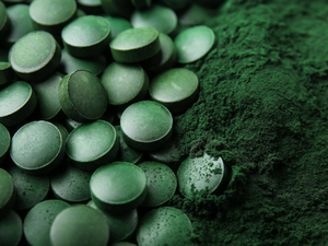 Earthrise spirulina tablets and spirulina powder.