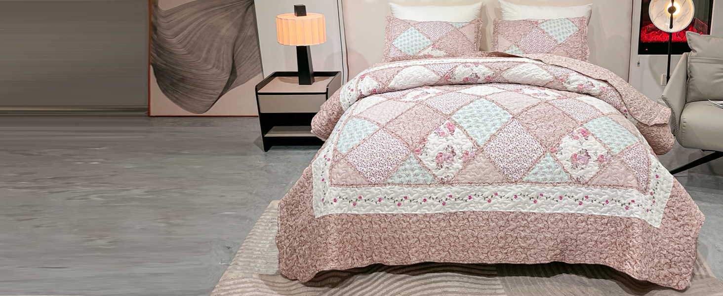 Pink Patchwork Queen Size Quit Set