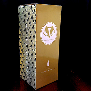 This custom engraved decanter is the perfect present for anyone who appreciates the finer things