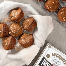 Gingerbread Oatmeal Muffins