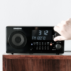SANGEAN WR-22 Tabletop Bluetooth Radio 3-Inch 7W Full Range Speaker With Enlarged Magnet