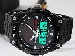 Fanmis Solar Analog Digital Watch
