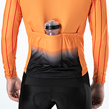 3 Back pockets