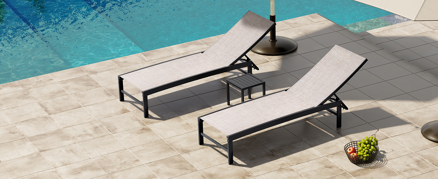 outdoor lounge