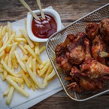 Deep fried chicken wings