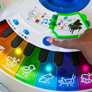 Around We Grow 4-in-1 Discovery Center