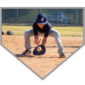 youth player improving his footwork using powernet's perfect fielder training tool