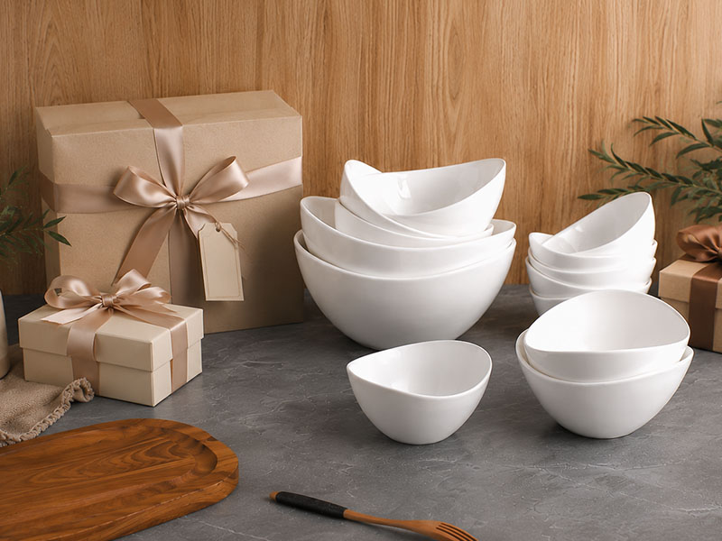 Modern Oval Bowls Set