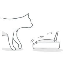 The lid opens when your pet approaches the bowl