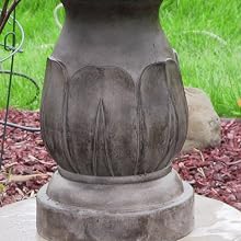 outdoor water fountain feature