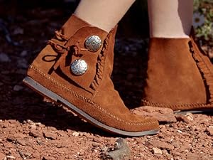 Two Button Hardsole in Brown