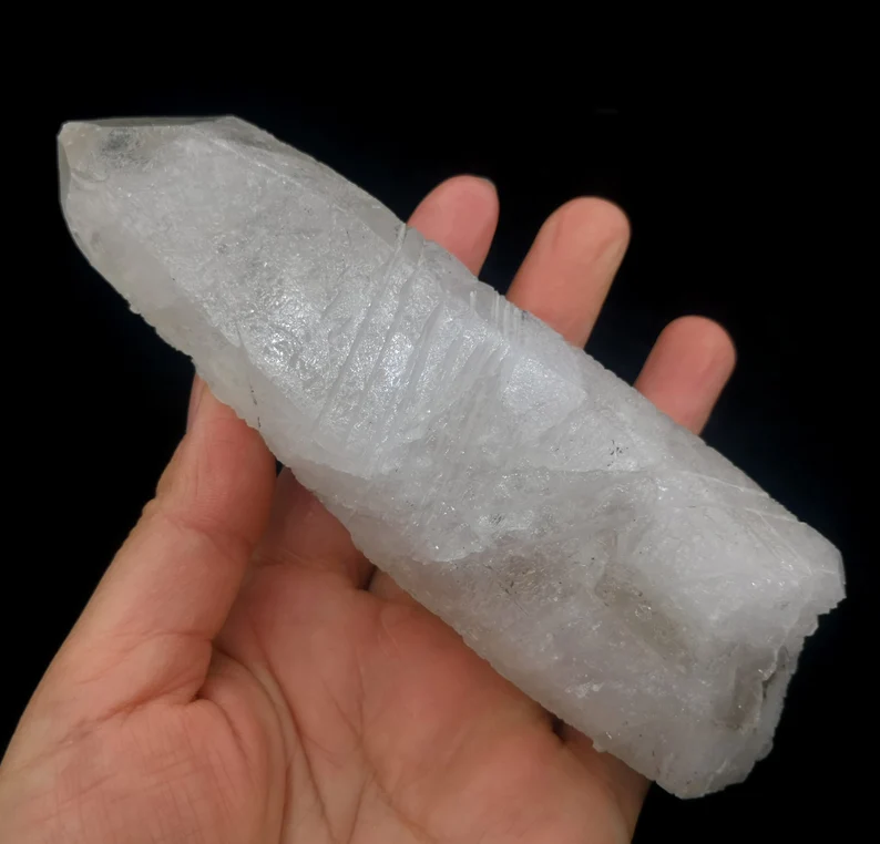 140mm 295g WEIRD clear 'CARVED' Quartz, powerful crystal, Natural Mineral Specimen from China CM2350816