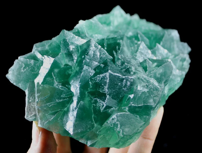 Octahedron GREEN Fluorite, 795g 150mm, CM551932
