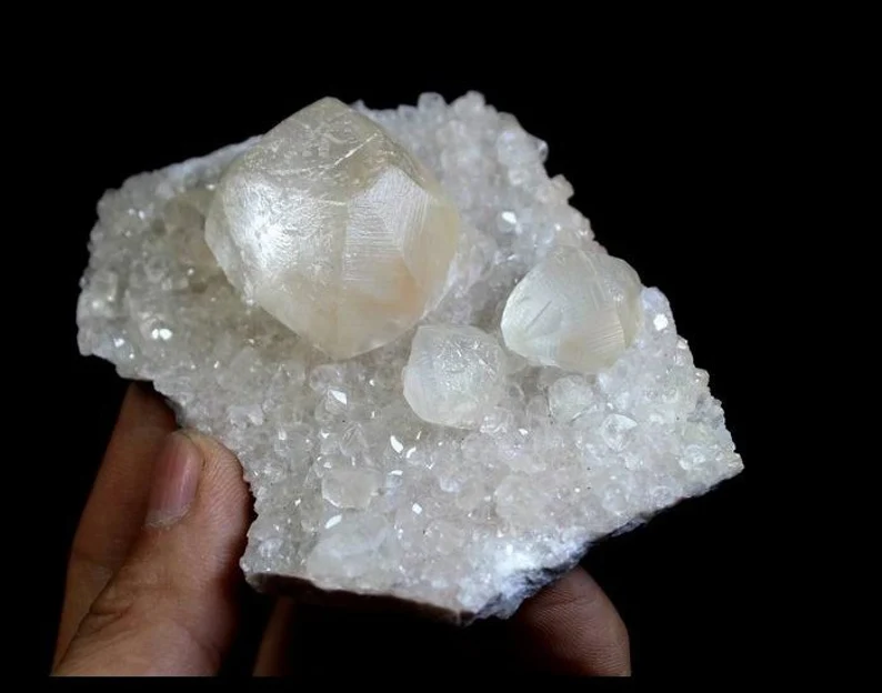 165g 104mm Honey Big Calcite crystals on matrix, Natural Mineral Specimen from China CM830030