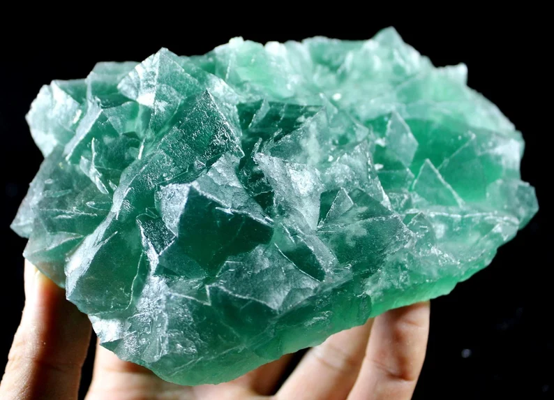Octahedron GREEN Fluorite, 795g 150mm, CM551932
