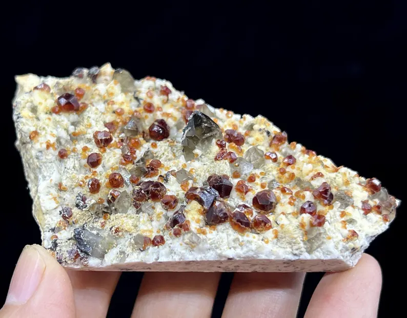 76mm 72g Gemmy Spessartine Garnet with Smoky Quartz, Natural Mineral Specimen from China CMM2382556