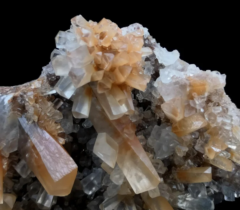 135mm 327g Hematite-included Calcite on matrix, Natural Mineral Specimen from China B9027
