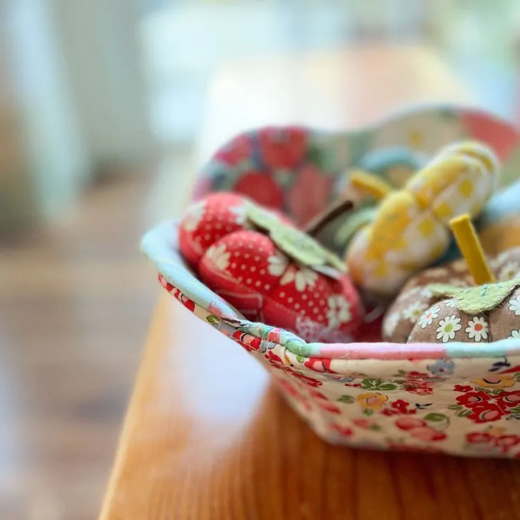 Lovely Flower Bowl Pattern Template-With Instructions